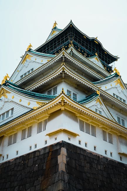 Osaka attraction costs - visiting Osaka Castle is one of the top sightseeing experiences in the city