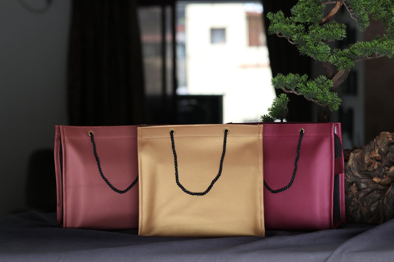 Tax-free luxury shopping bags from Rinku Premium Outlets