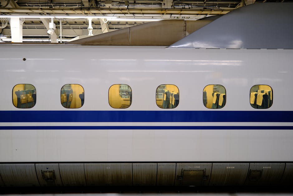 Osaka transportation guide - Shinkansen bullet train