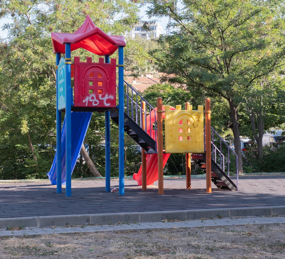 Best playgrounds in Osaka - park slides for kids
