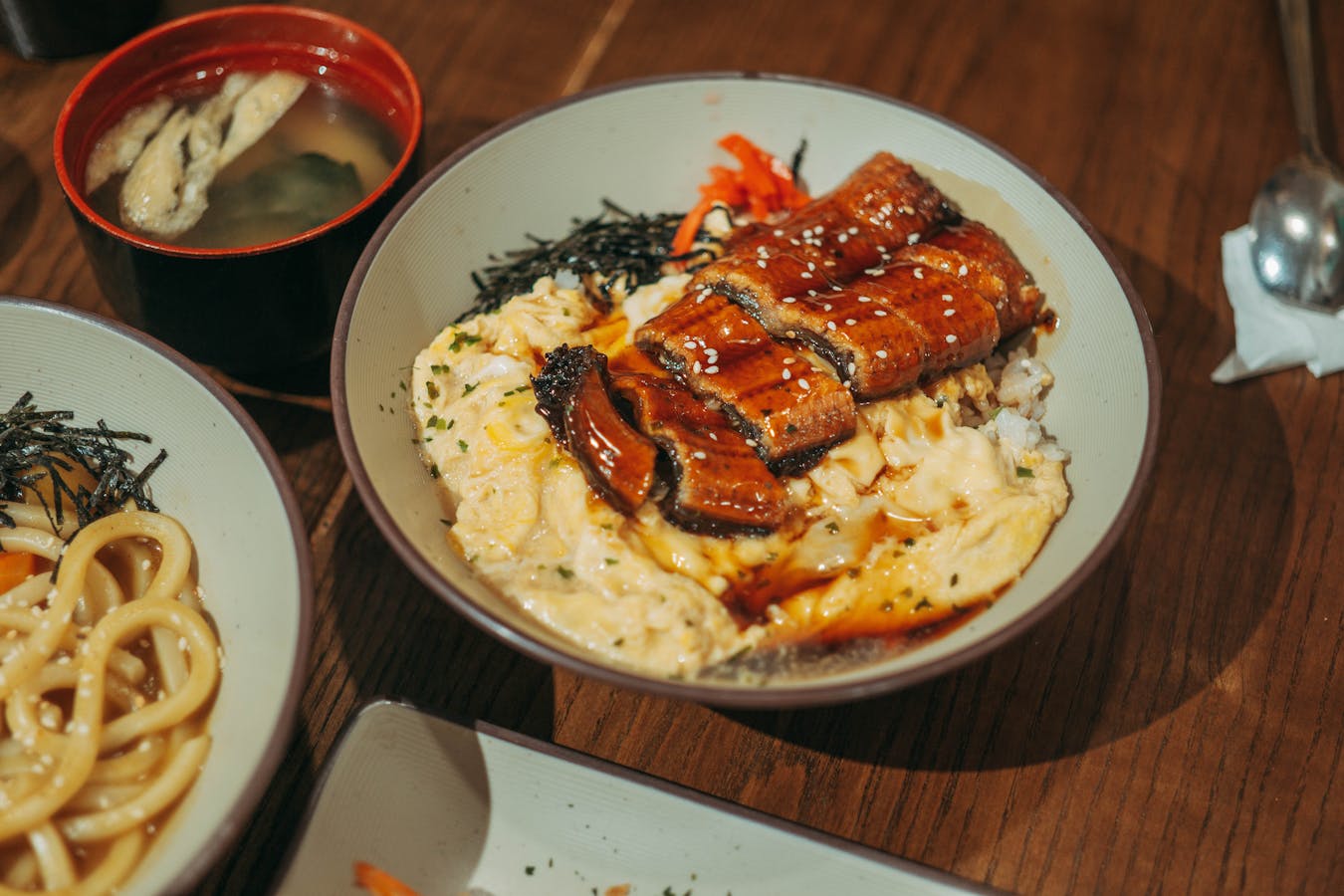 Cheap eats Osaka budget meals under JPY 1000