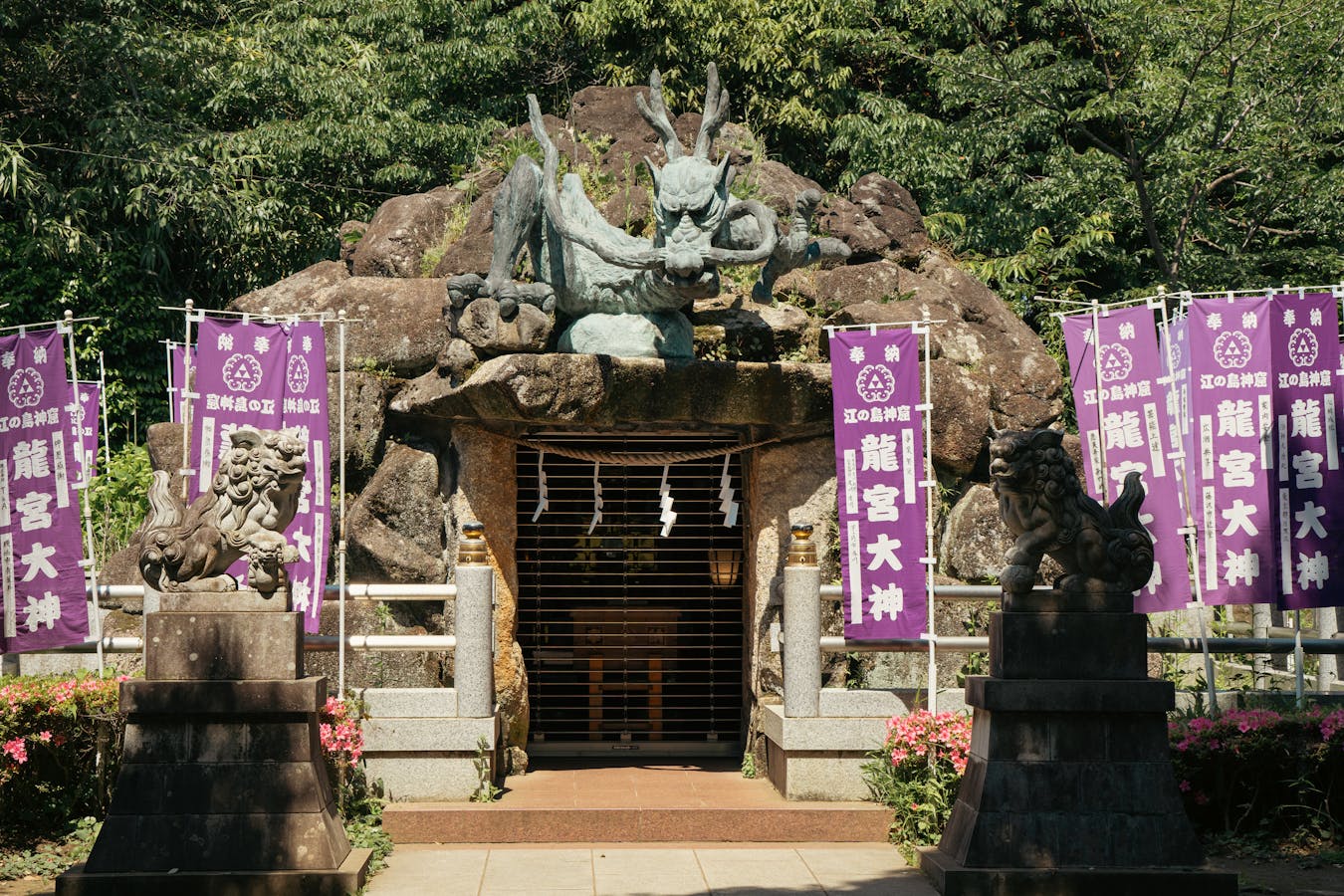 Namba Yasaka Shrine grounds and main hall Osaka